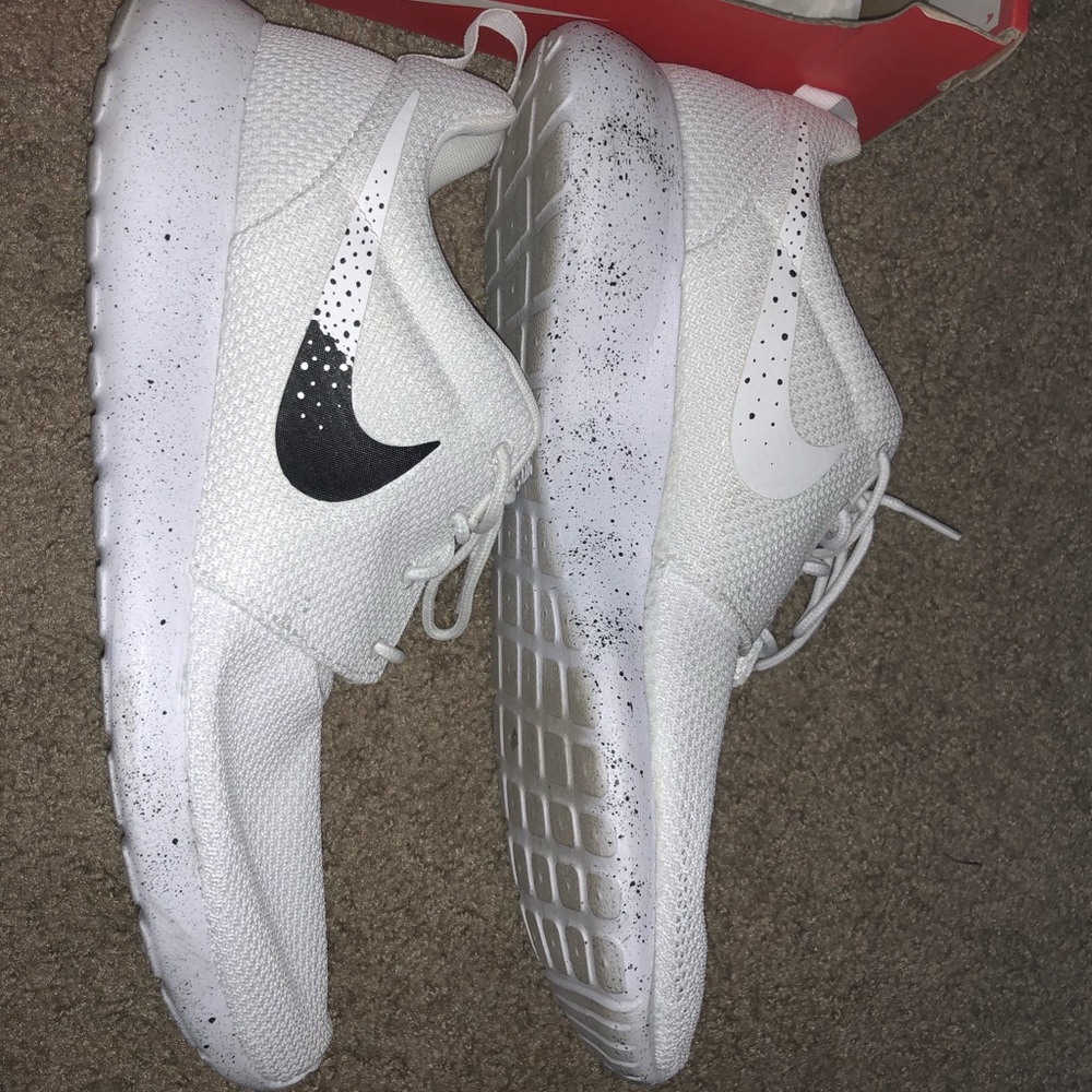 Custom Mens Nike Roshe Ones